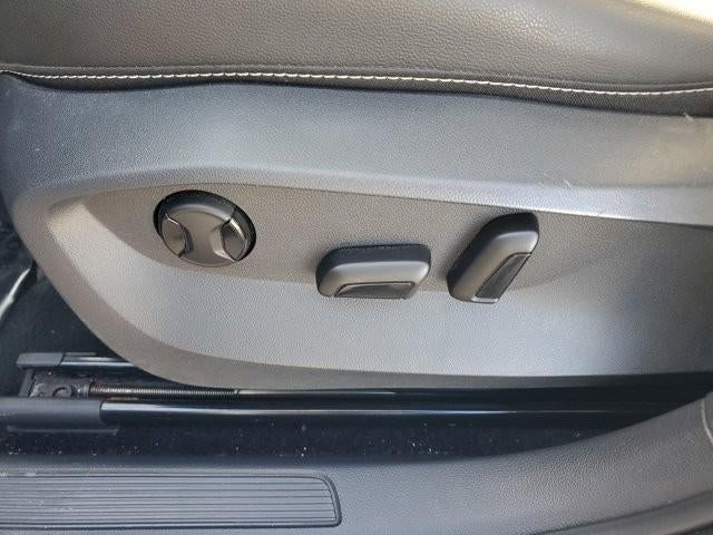 2022 Volkswagen Taos SEL FWD