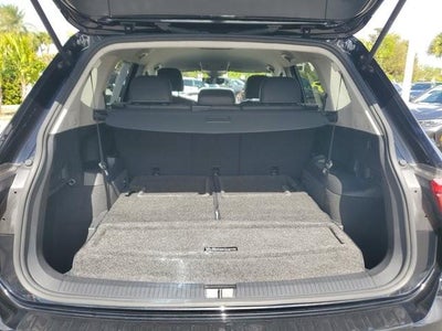 2023 Volkswagen Tiguan 2.0T SE FWD