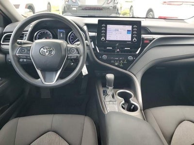 2023 Toyota Camry LE Auto (SE)