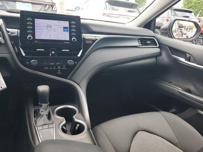 2023 Toyota Camry LE Auto (SE)