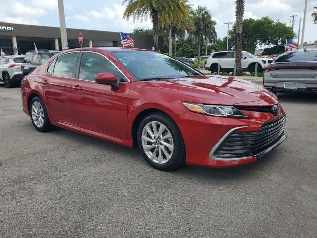 2023 Toyota Camry LE Auto (SE)