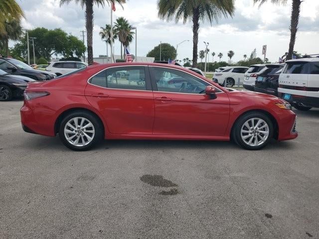 2023 Toyota Camry LE Auto (SE)