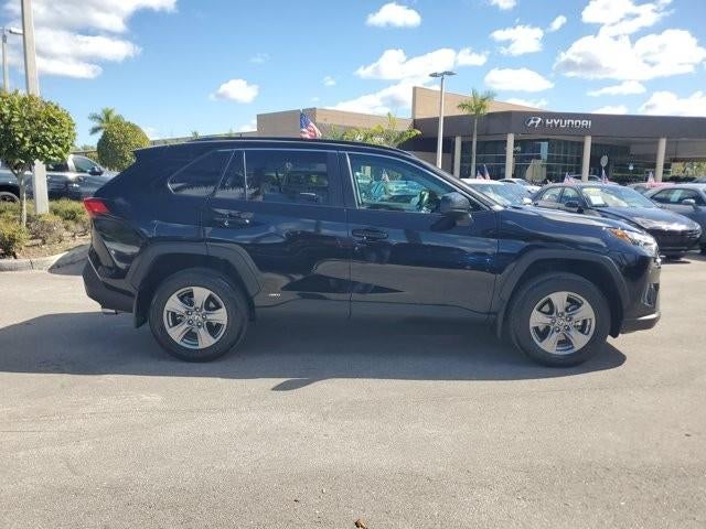 2024 Toyota RAV4 Hybrid LE AWD (Natl)
