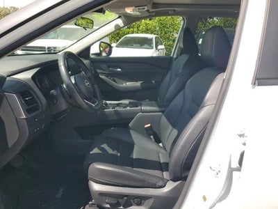 2024 Nissan Rogue FWD SV