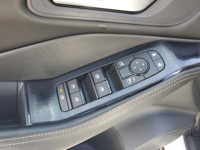 2024 Nissan Rogue FWD SV