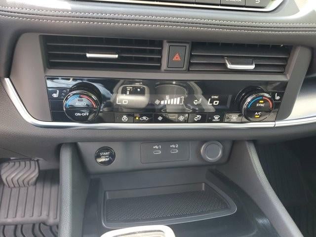 2024 Nissan Rogue FWD SV