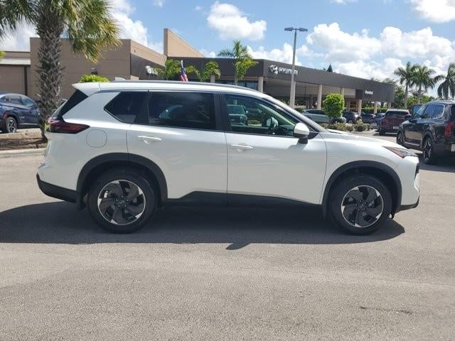 2024 Nissan Rogue FWD SV