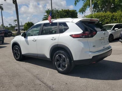 2024 Nissan Rogue FWD SV