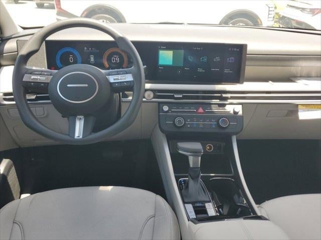 2025 Hyundai TUCSON SE FWD