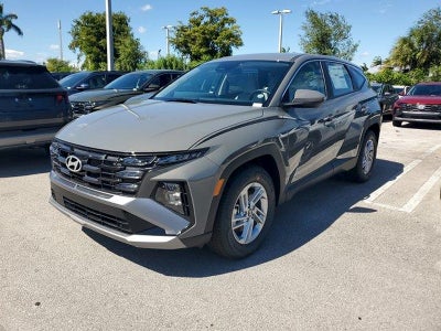 2026 Hyundai TUCSON SE