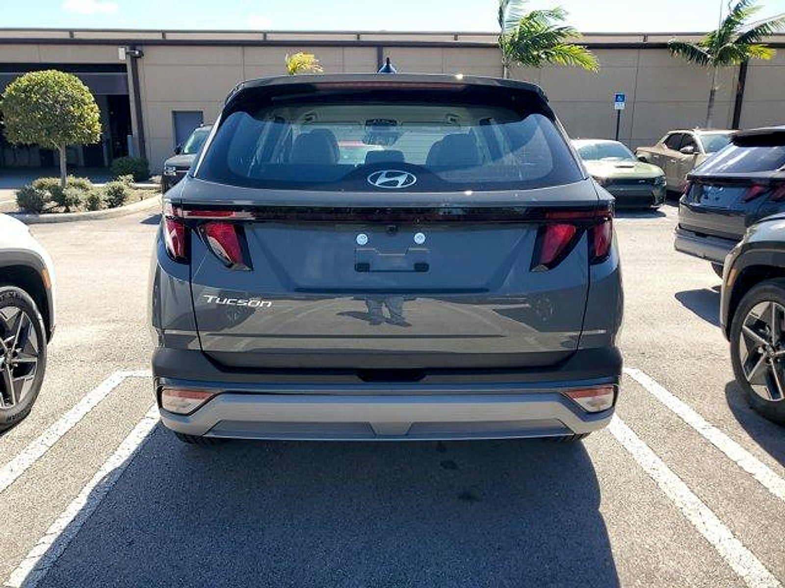 2026 Hyundai TUCSON SE