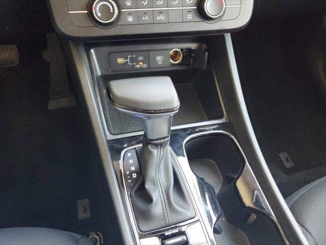 2025 Hyundai TUCSON SE FWD