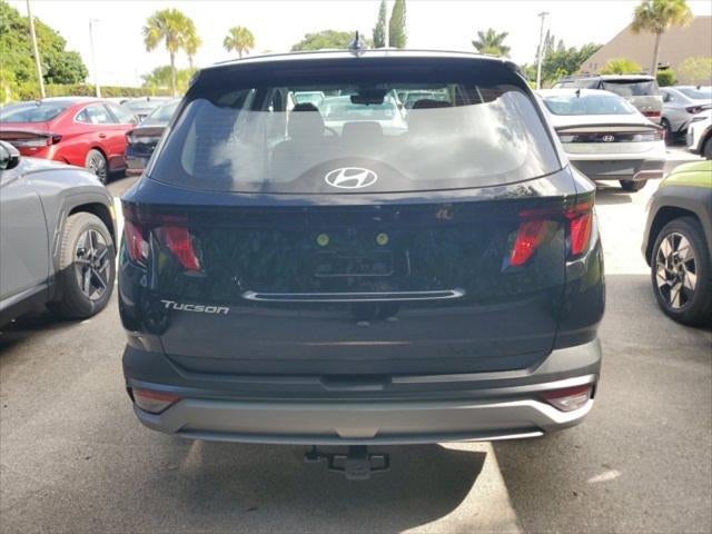 2025 Hyundai TUCSON SE FWD
