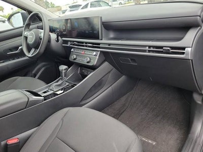 2025 Hyundai TUCSON SE FWD