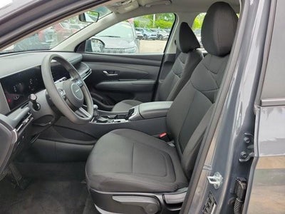 2025 Hyundai TUCSON SE FWD