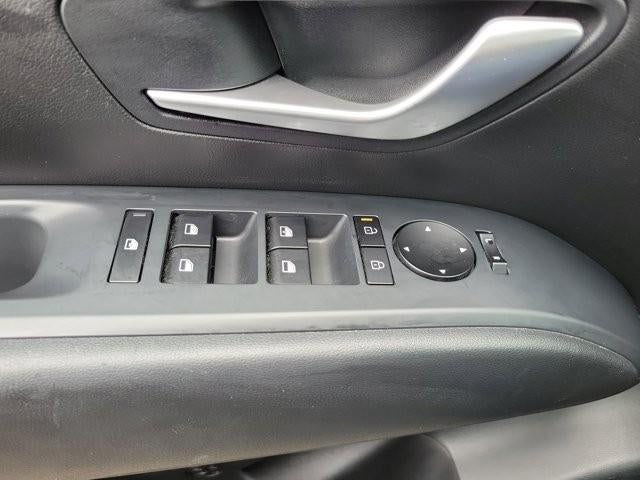 2025 Hyundai TUCSON SE FWD