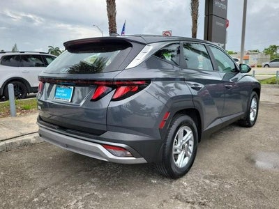 2025 Hyundai TUCSON SE FWD