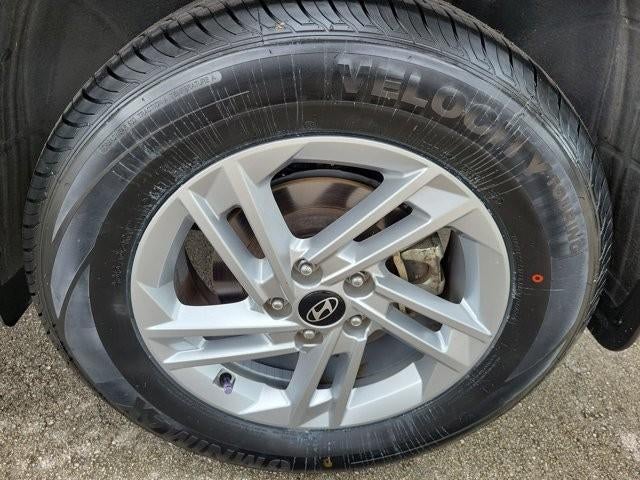 2025 Hyundai TUCSON SE FWD
