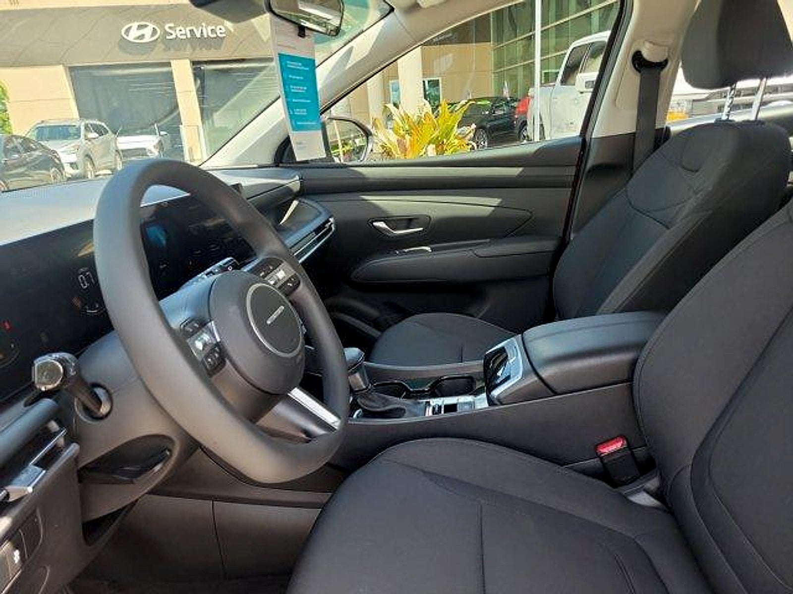 2025 Hyundai TUCSON SE