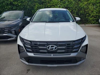 2025 Hyundai TUCSON SE FWD