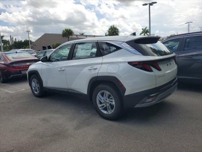 2025 Hyundai TUCSON SE FWD