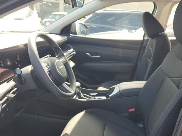 2025 Hyundai TUCSON SE FWD