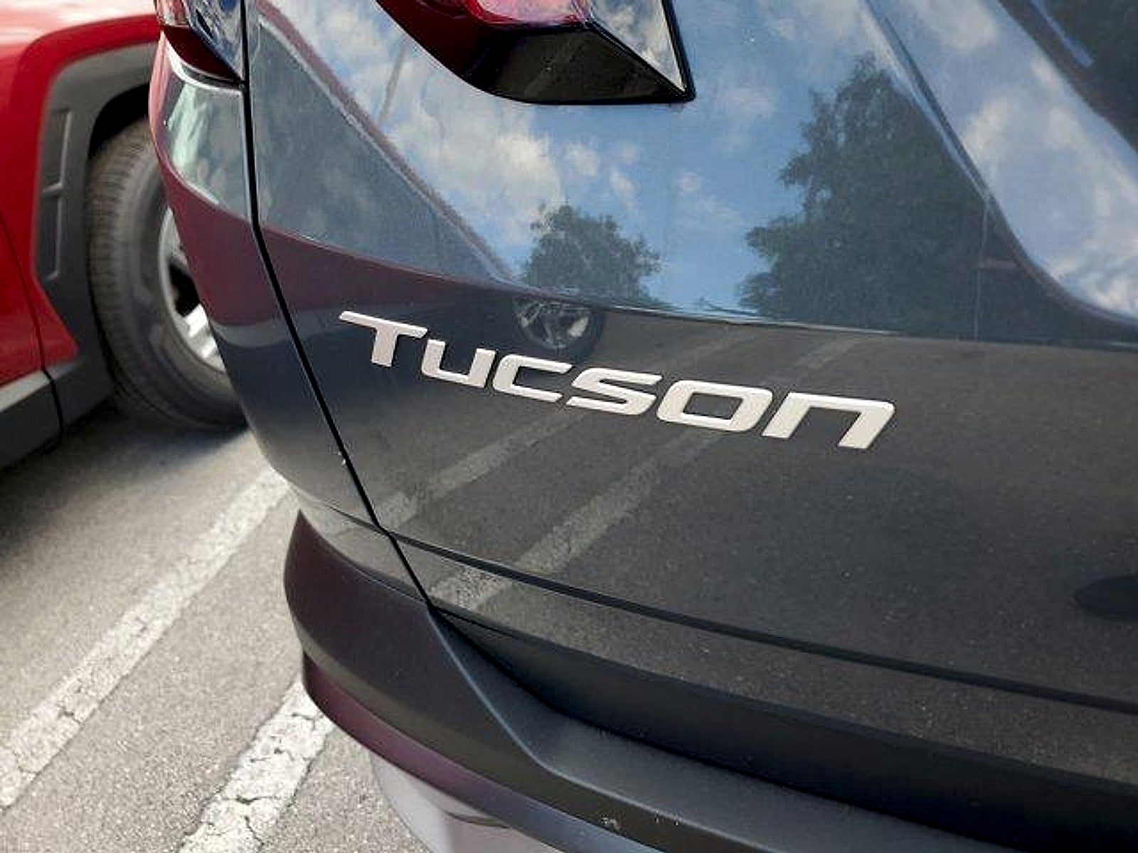 2026 Hyundai TUCSON SE