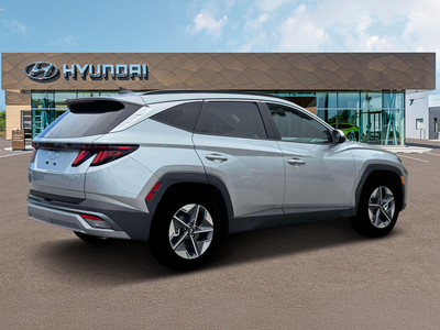 2026 Hyundai TUCSON SEL FWD