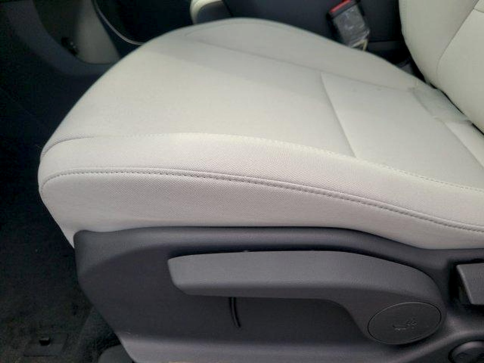 2027 Hyundai SANTA FE SE