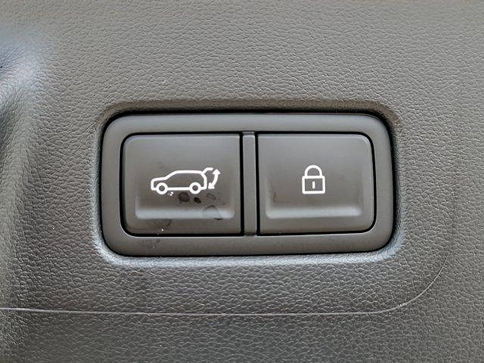 2027 Hyundai SANTA FE SE