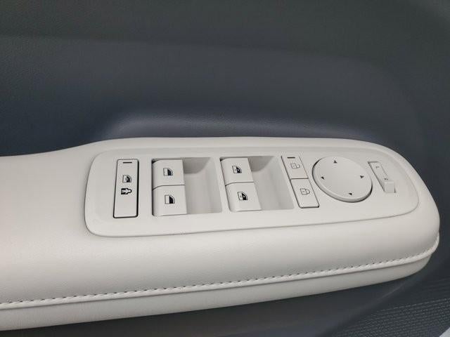 2025 Hyundai SANTA FE SEL FWD