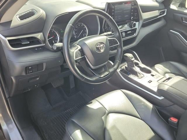 2022 Toyota Highlander XLE FWD (Natl)