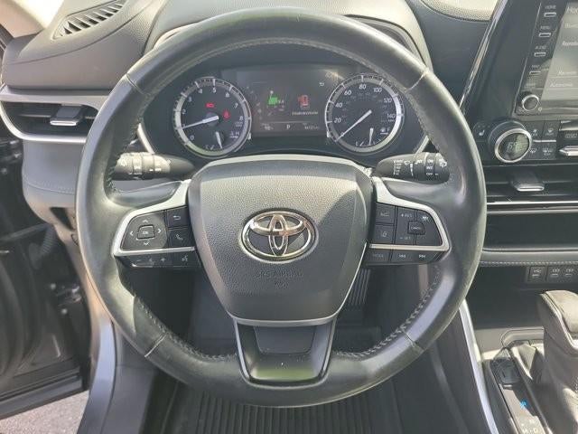 2022 Toyota Highlander XLE FWD (Natl)