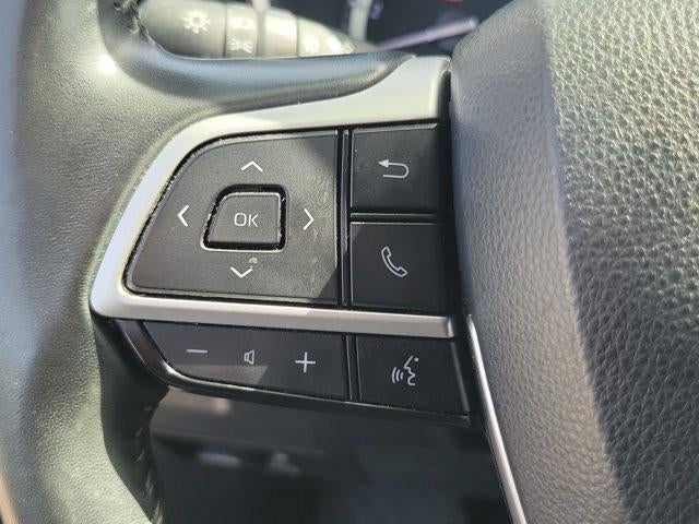 2022 Toyota Highlander XLE FWD (Natl)