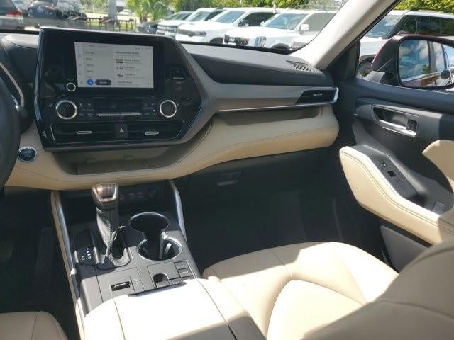 2023 Toyota Highlander XLE FWD (Natl)