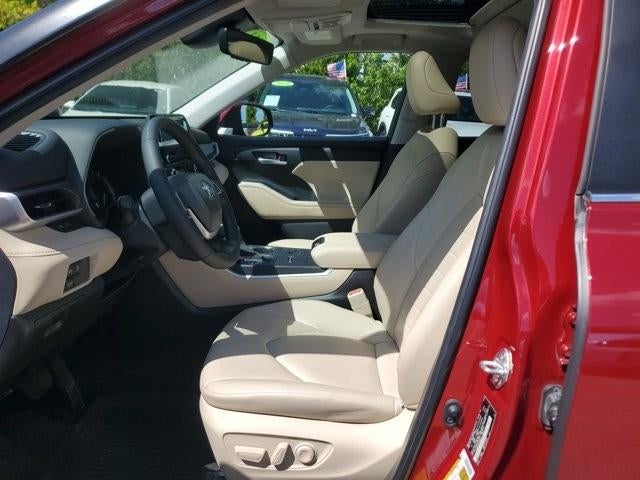 2023 Toyota Highlander XLE FWD (Natl)