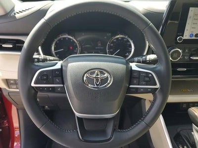 2023 Toyota Highlander XLE FWD (Natl)