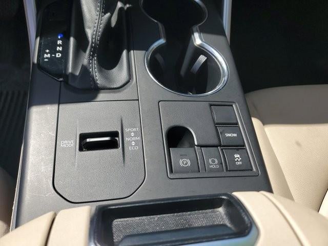 2023 Toyota Highlander XLE FWD (Natl)