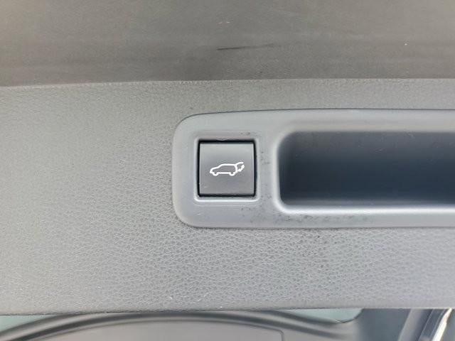 2025 Toyota Highlander XLE FWD (Natl)
