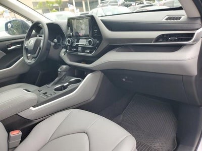 2025 Toyota Highlander XLE FWD (Natl)