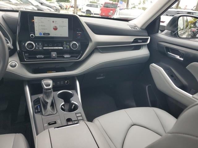 2025 Toyota Highlander XLE FWD (Natl)