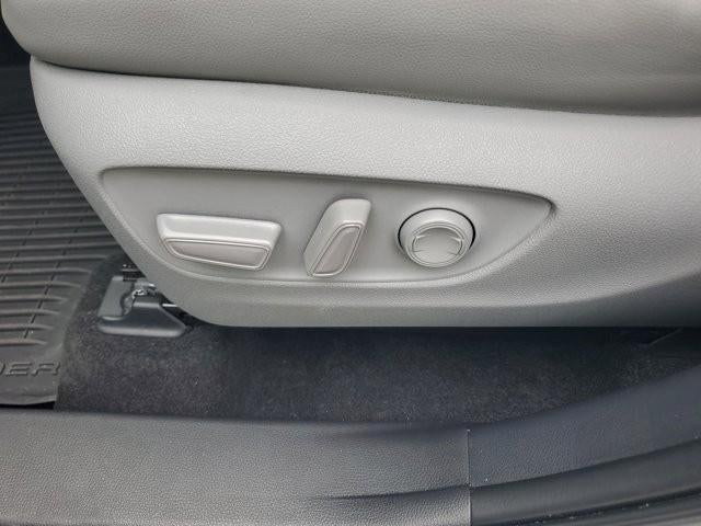 2025 Toyota Highlander XLE FWD (Natl)