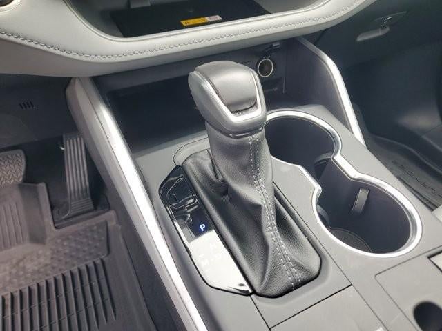 2025 Toyota Highlander XLE FWD (Natl)