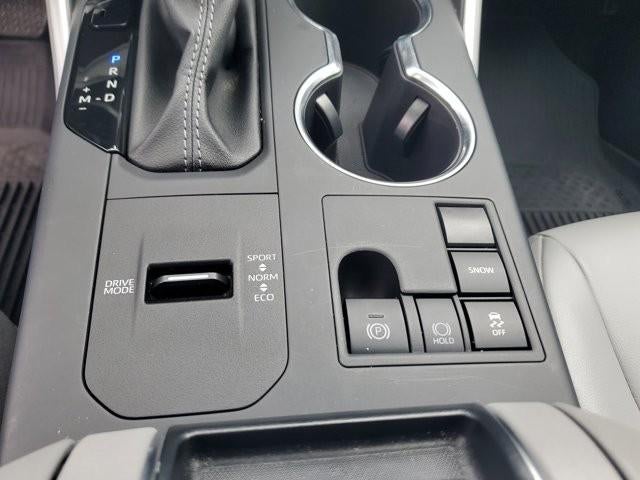 2025 Toyota Highlander XLE FWD (Natl)