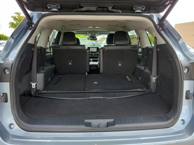 2023 Toyota Highlander XLE FWD (Natl)
