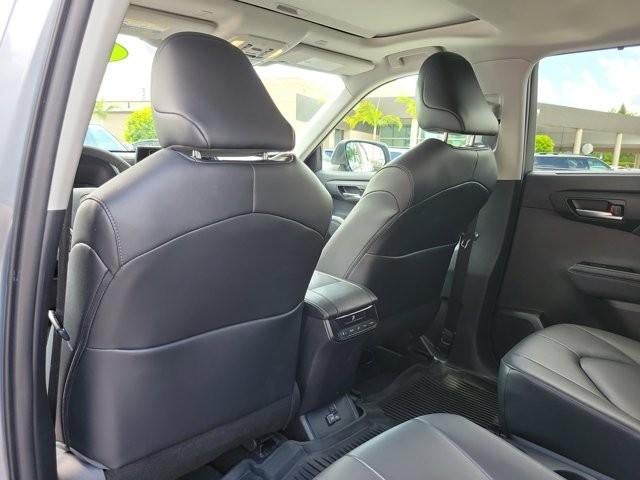2023 Toyota Highlander XLE FWD (Natl)