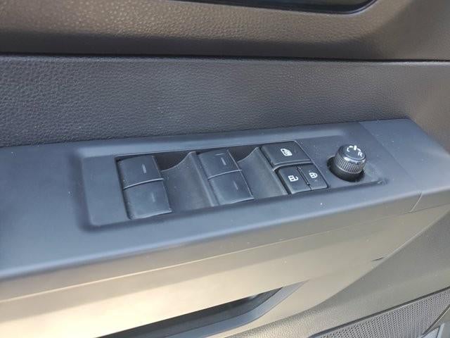 2023 Toyota Tundra 4WD 4WD SR CrewMax 5.5' Bed (Natl)