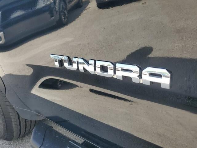 2023 Toyota Tundra 4WD 4WD SR5 CrewMax 5.5' Bed (SE)