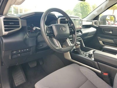 2023 Toyota Tundra 4WD 4WD SR5 CrewMax 5.5' Bed (SE)