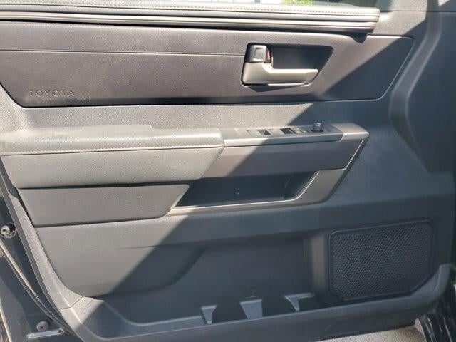 2023 Toyota Tundra 4WD 4WD SR5 CrewMax 5.5' Bed (SE)